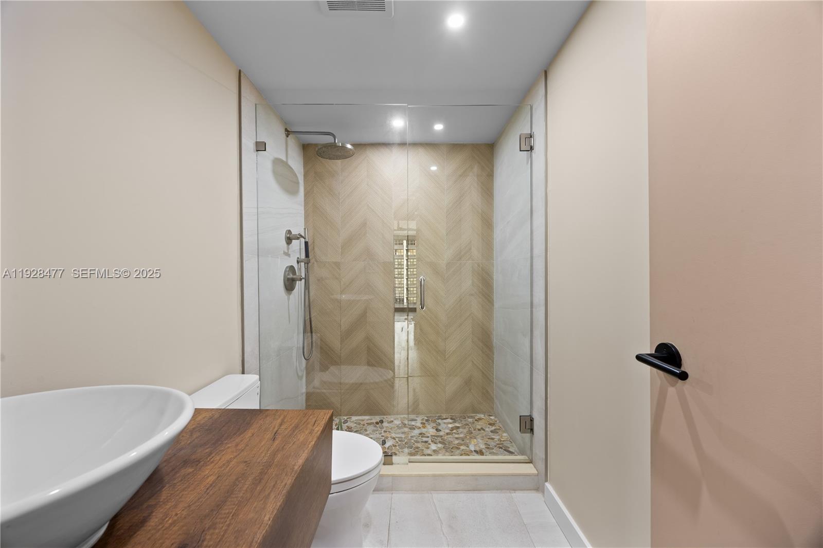 BRICKELL PLACE PHASE II C - Residential