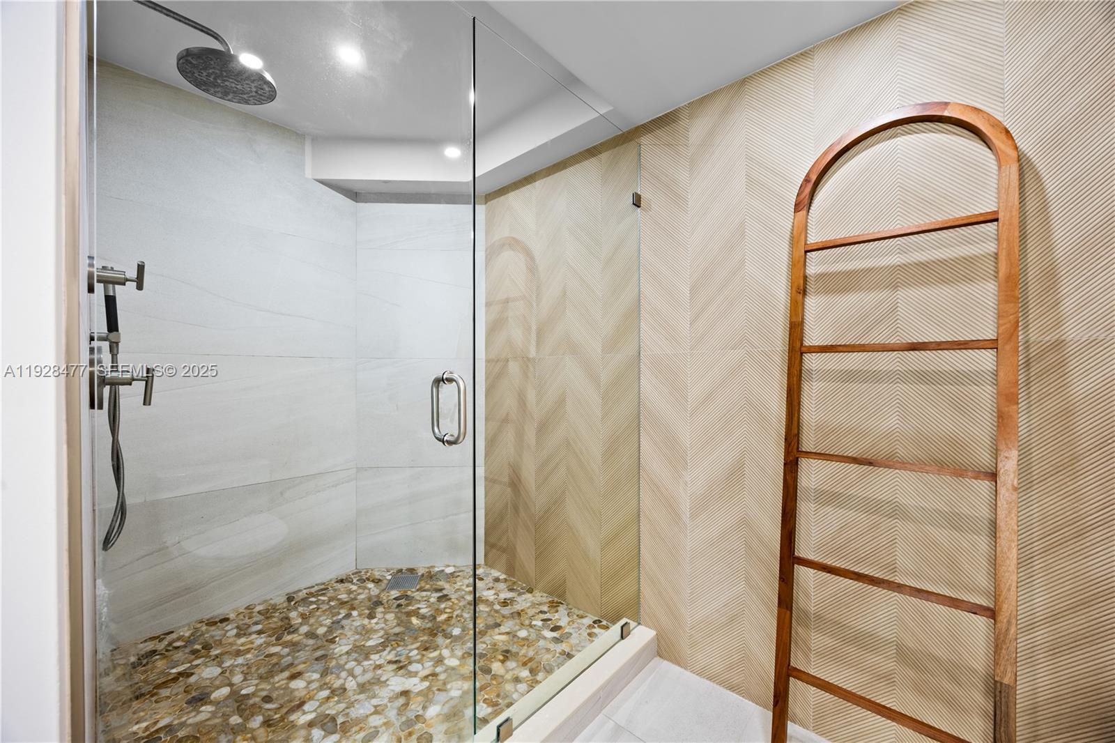 BRICKELL PLACE PHASE II C - Residential