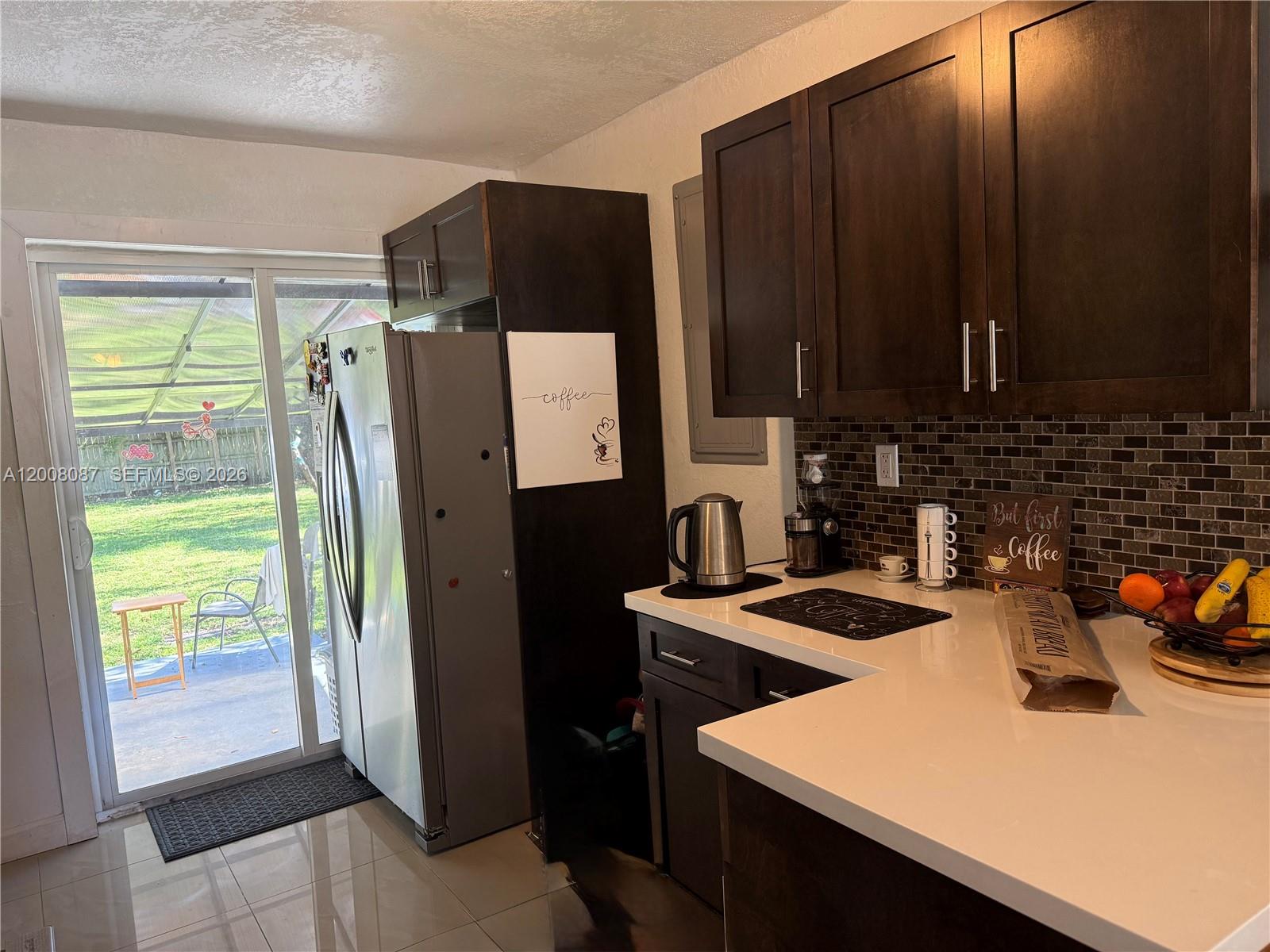 HOLLYWOOD PARK - Residential