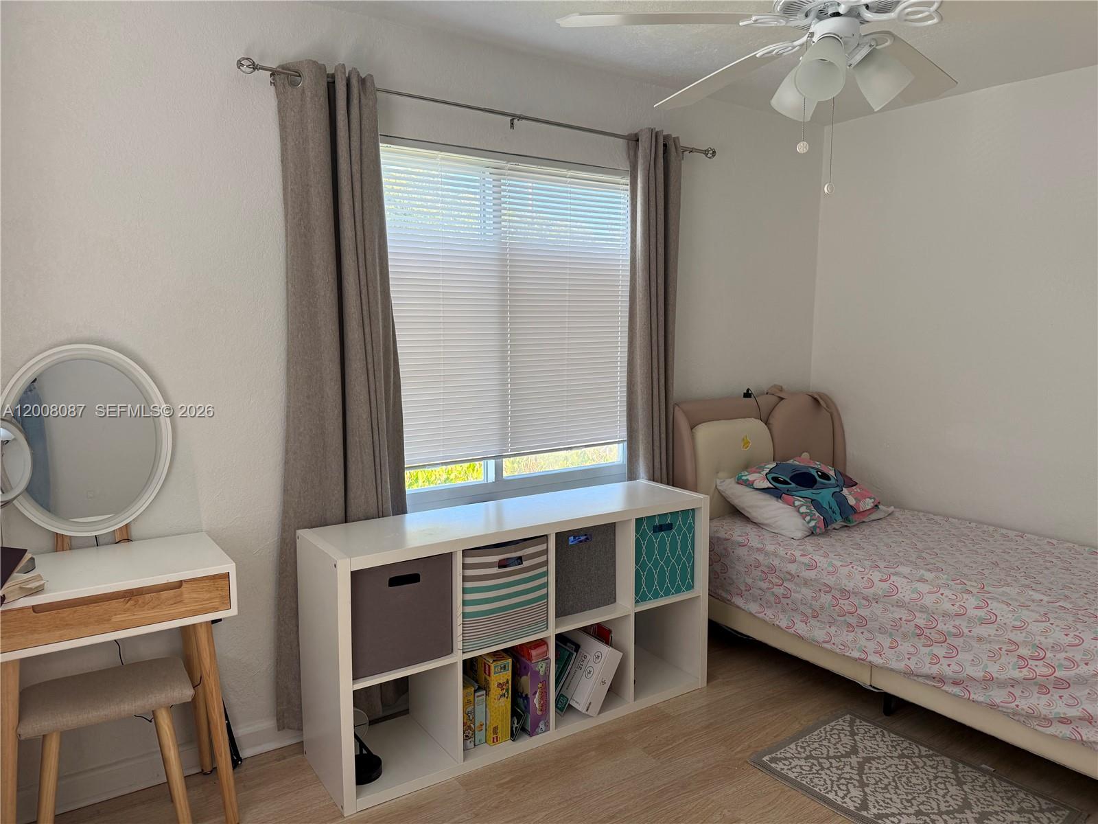 HOLLYWOOD PARK - Residential