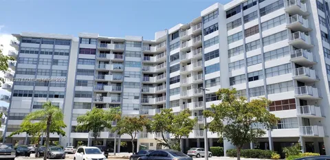 1300 NE Miami Gardens Dr Unit 518E, Miami, FL 33179 - MLS#: A11732671