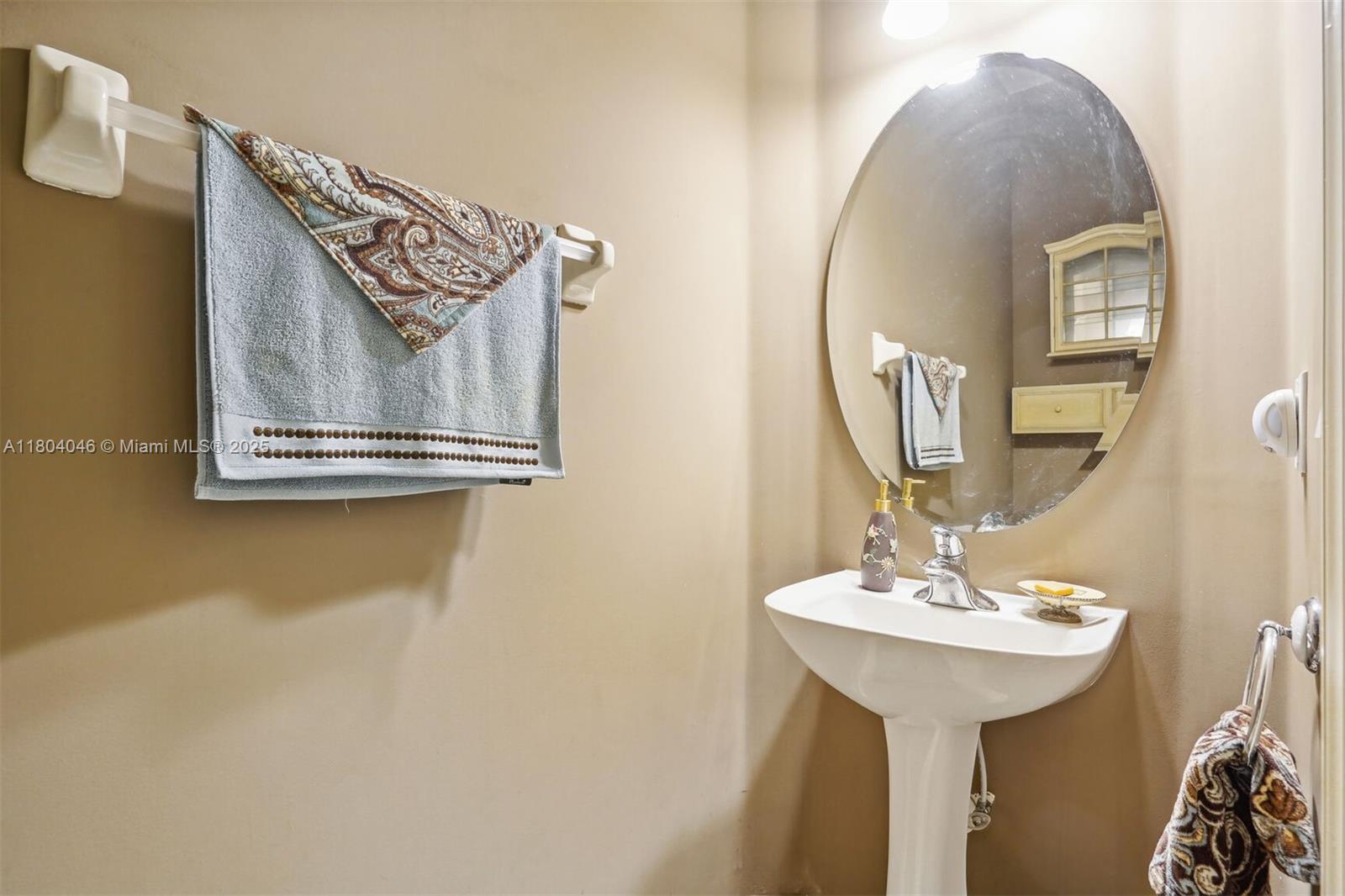 Briar Bay - The Tides - Residential Lease