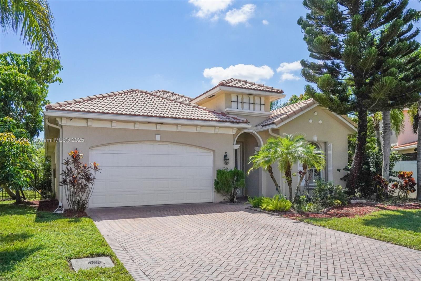 Briar Bay - The Tides - Residential Lease