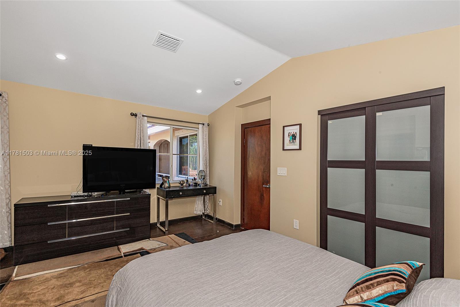 WEST LAKE VILLAGE PLAT - Residential