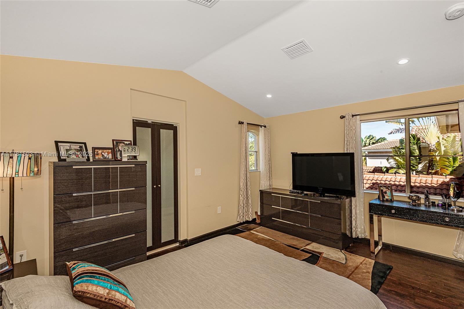 WEST LAKE VILLAGE PLAT - Residential