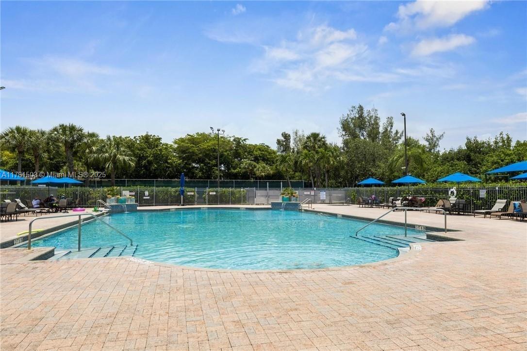 WEST LAKE VILLAGE PLAT - Residential