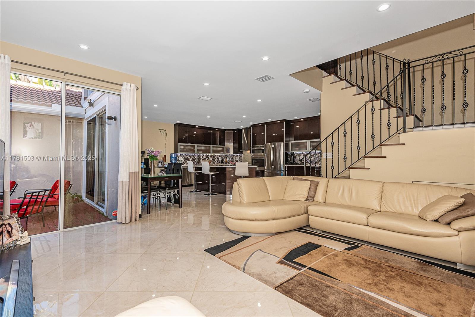 WEST LAKE VILLAGE PLAT - Residential