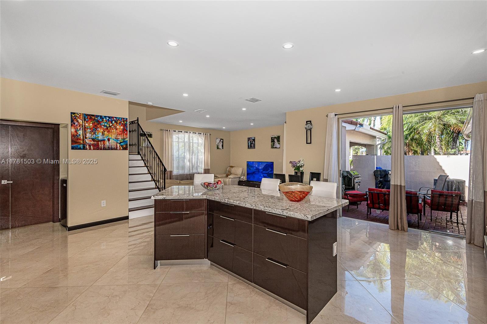 WEST LAKE VILLAGE PLAT - Residential