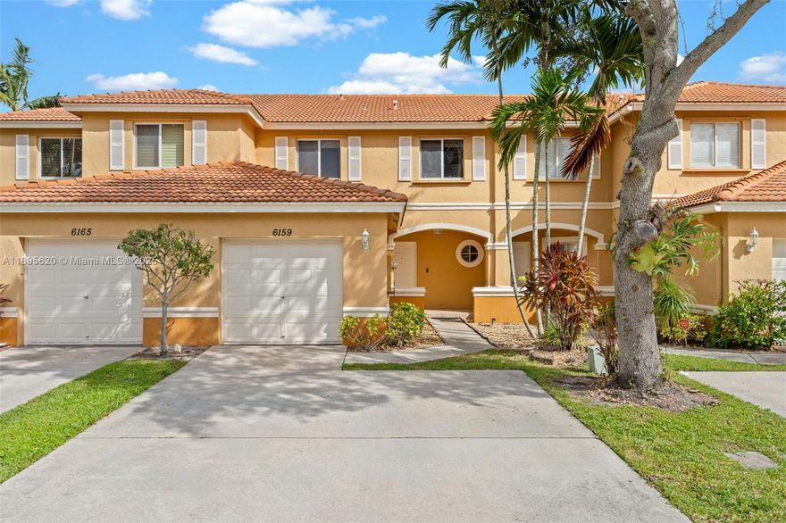 Beautifully maintained 3 bedroom 2.5 bathroom1 car garage townhome in the gated community of Briar Bay! Features wood laminate floors throughout, a bright open layout, and a screened patio with peaceful lake views. Spacious kitchen and living areas, large bedrooms, and a comfortable primary suite with walk-in closet. Includes 1-car garage, driveway parking, and laundry. Enjoy resort-style amenities including a pool, clubhouse, playground, and 24-hour manned gate. Excellent location near shopping, dining, and major highways. Move-in ready and full of charm! PRICED TO SELL!!!