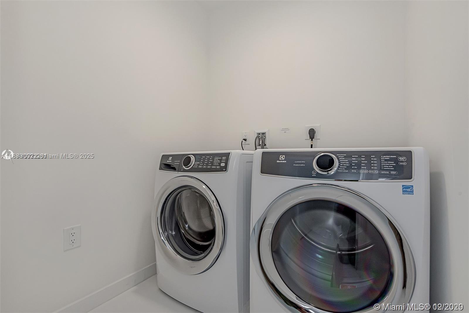 Paramount - Residential Lease