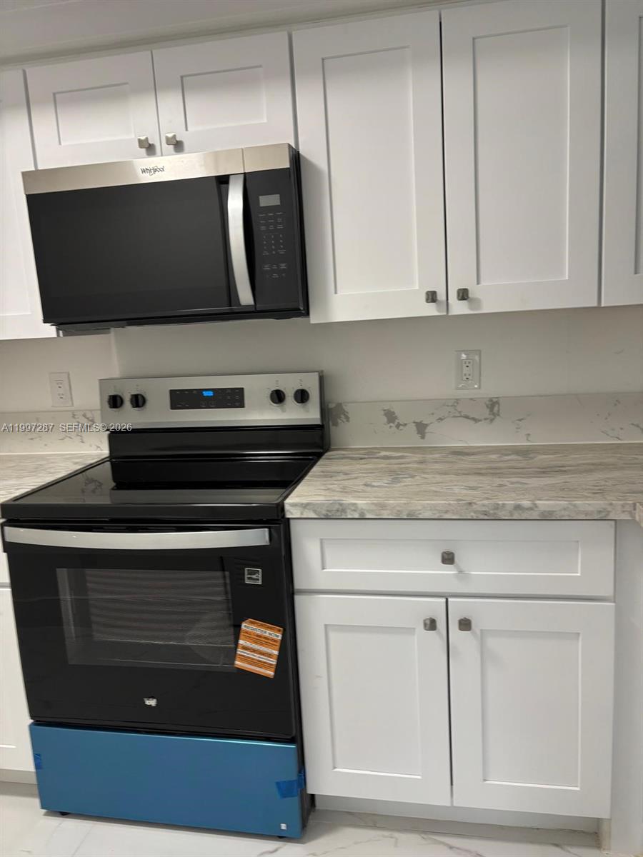 VILLA RUSTICA I CONDO - Residential Lease