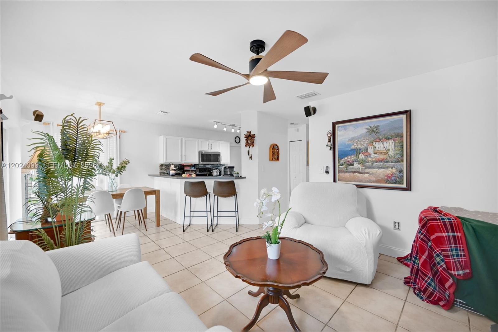FOREST LAKES VILLAS - Residential