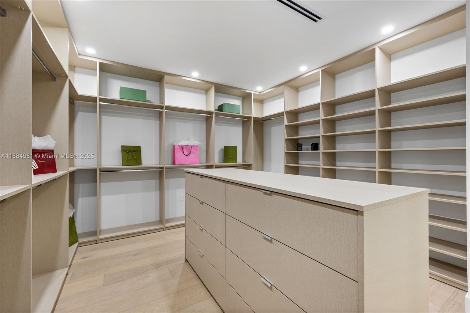 BUENA VISTA HEIGHTS EXTEN - Residential