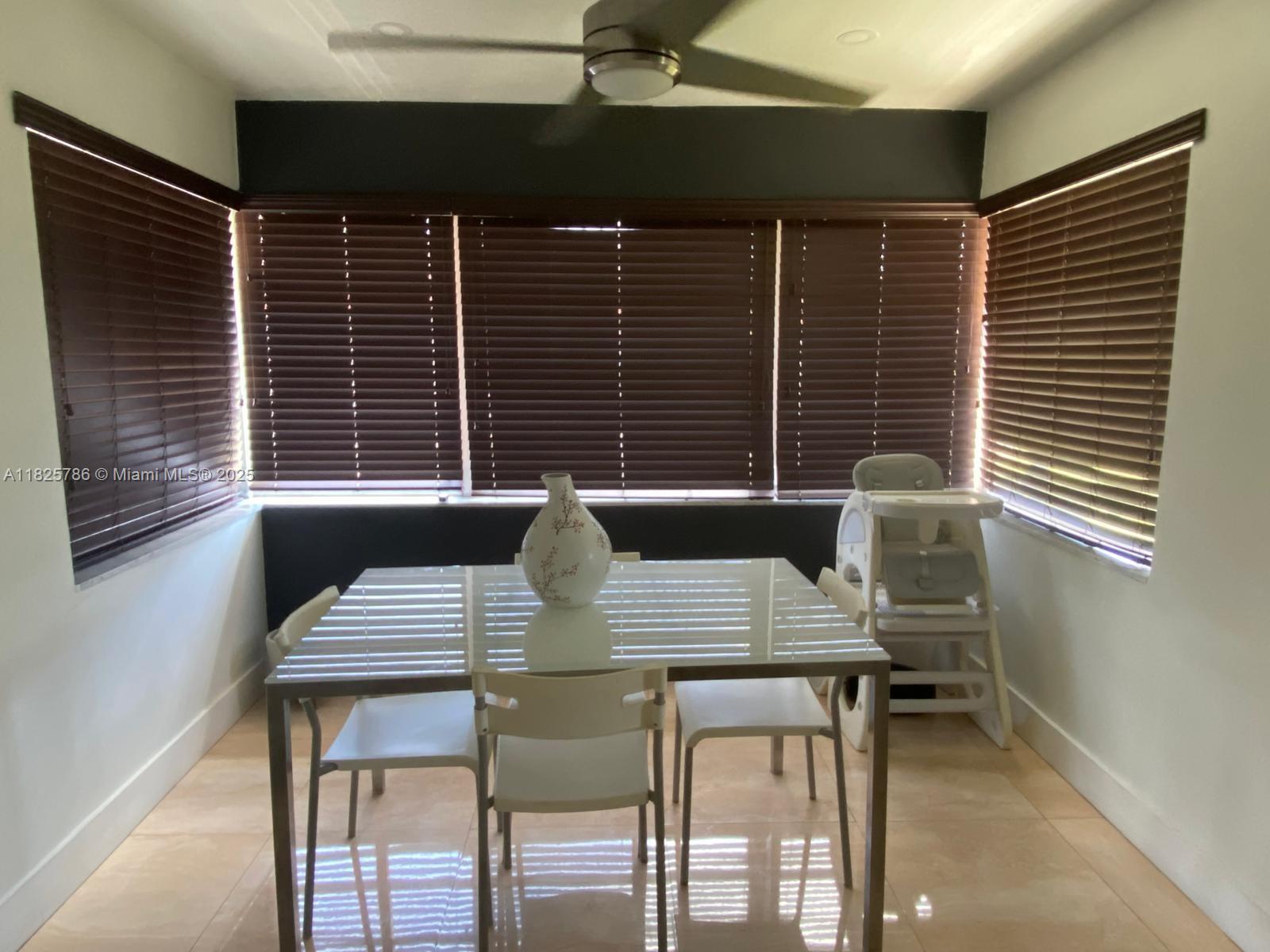 19001 NE 14th Ave 325, Miami, FL, 33179/$245,000 1 19001 NE 14th Ave 325