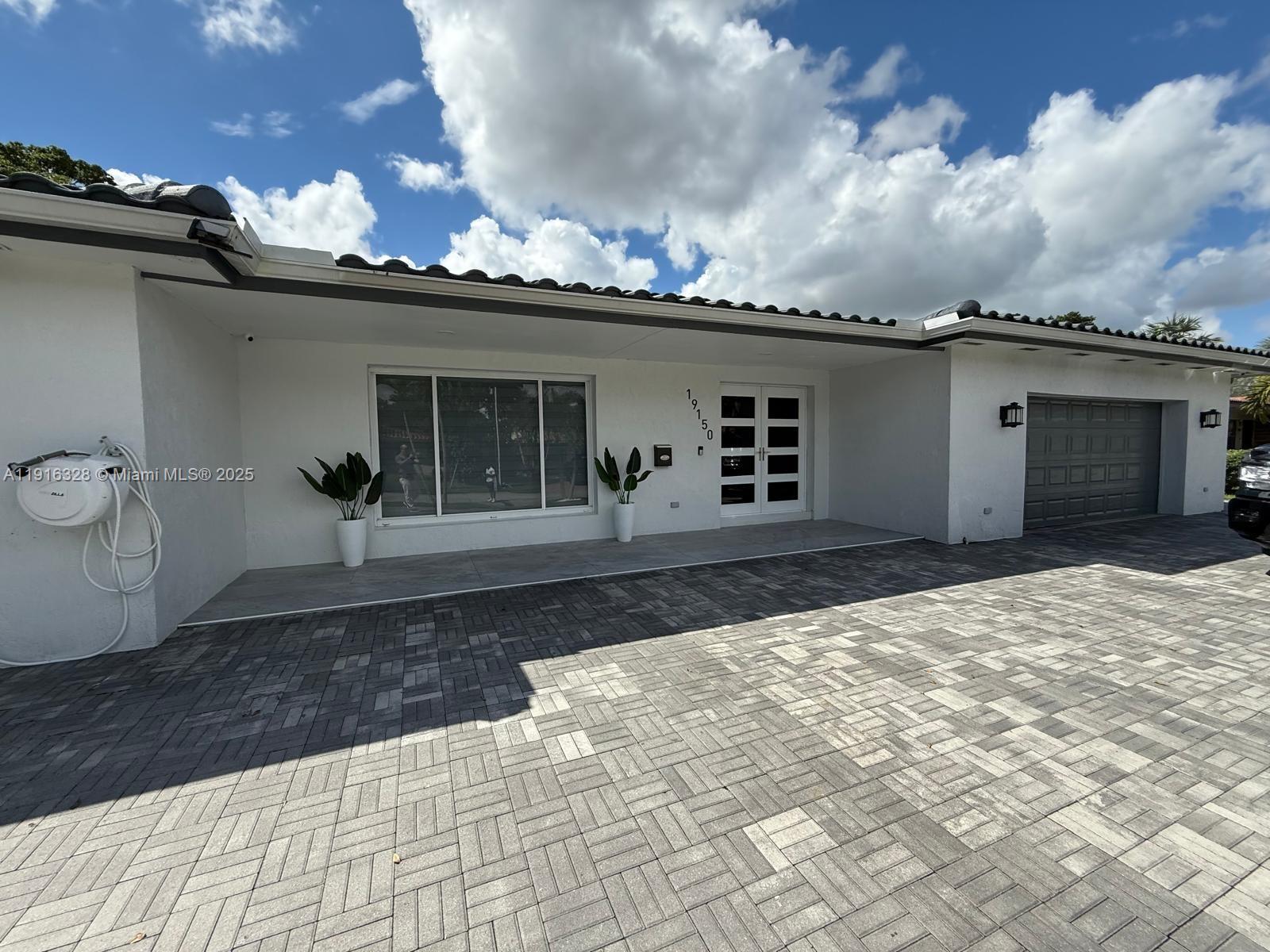 COUNTRY CLUB OF MIAMI EST - Residential