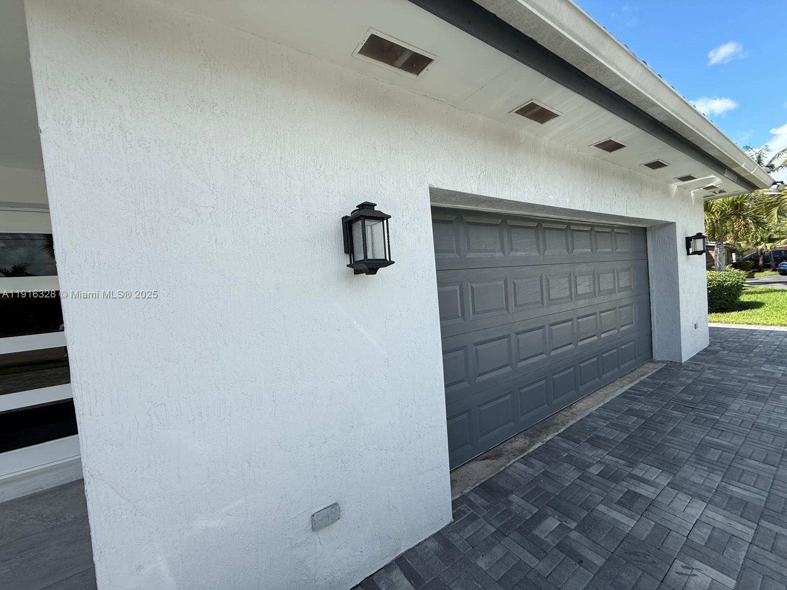 COUNTRY CLUB OF MIAMI EST - Residential