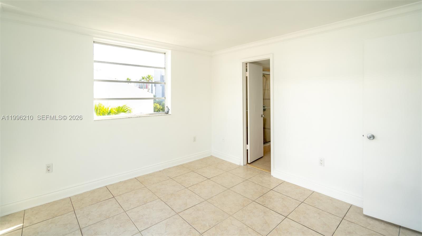 SUNSHORES CONDO - Residential