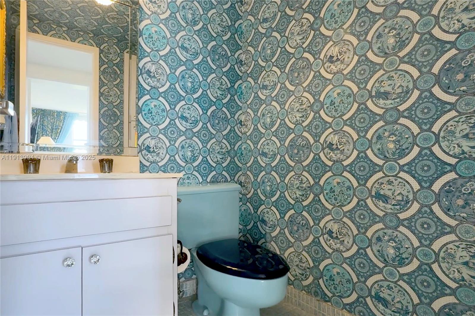 HILLCREST EAST NO 23 COND - Residential