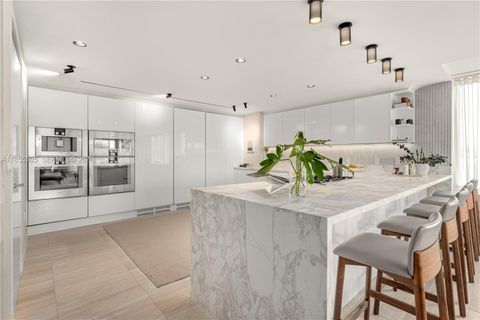 4701 N Meridian Ave 421 Miami Beach FL 33140