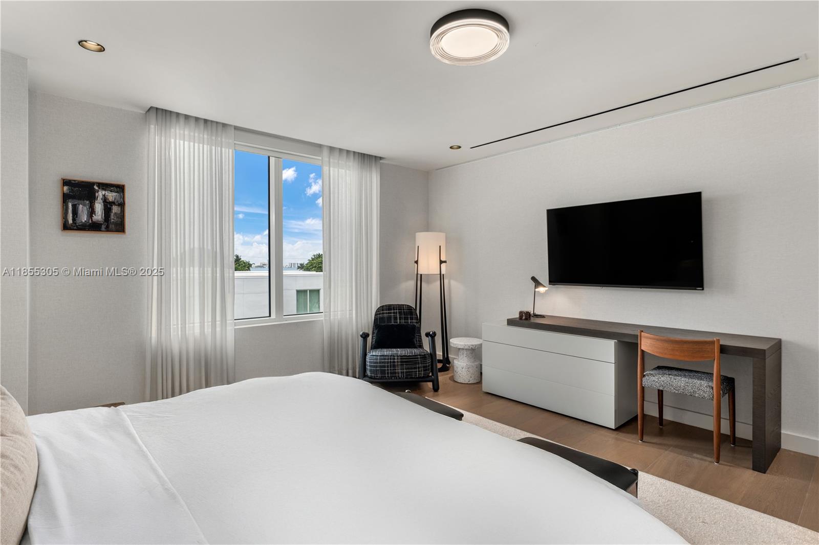 4701 NORTH MERIDIAN CONDO - Residential