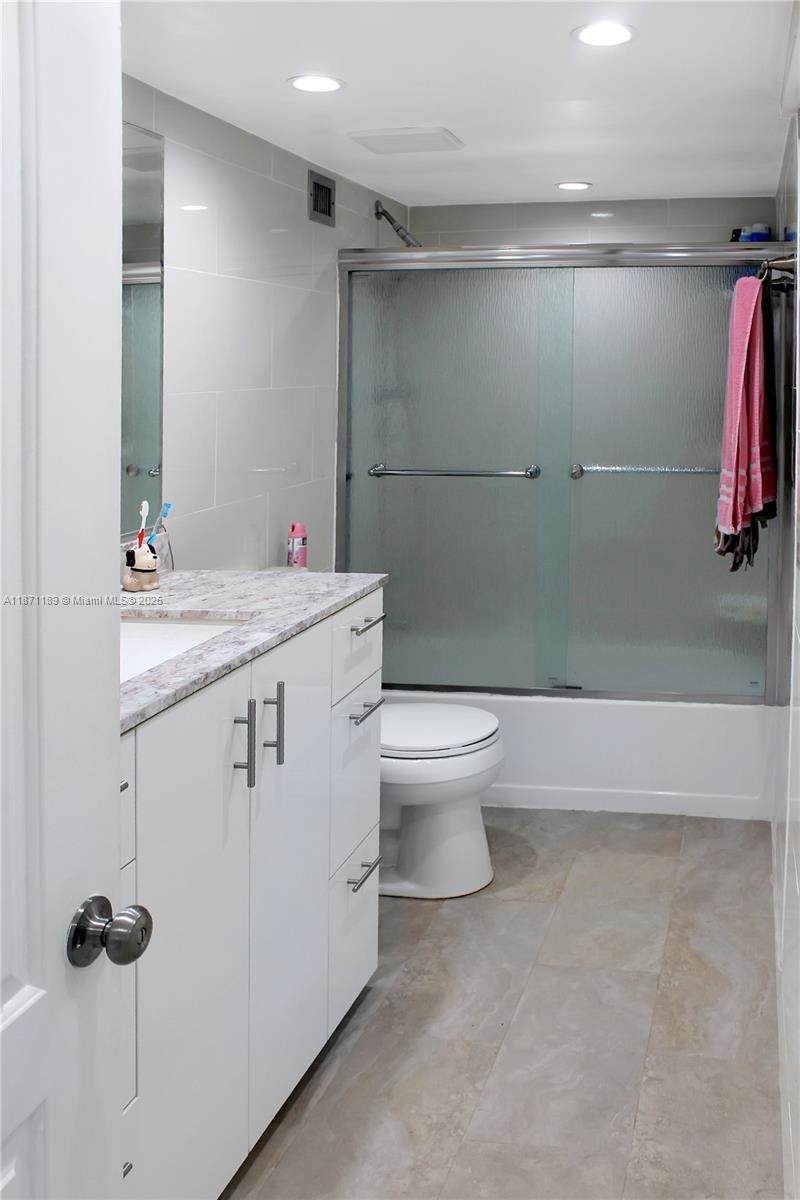 BUCKLEY TOWERS CONDO - EA - Residential