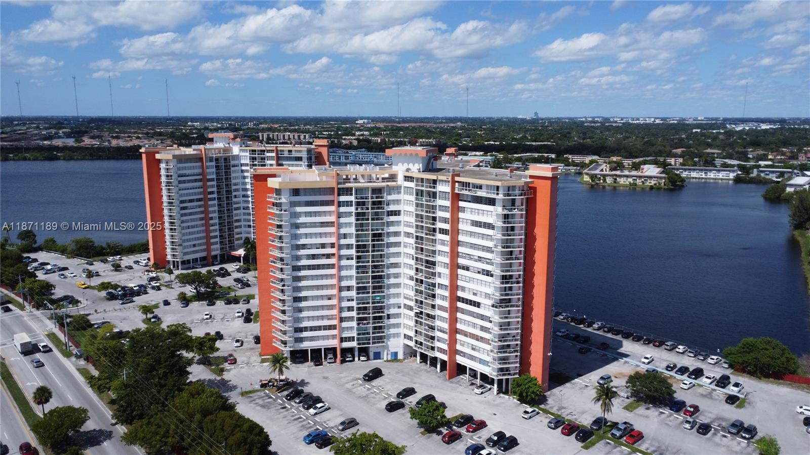 1351 NE Miami Gardens Dr 511E