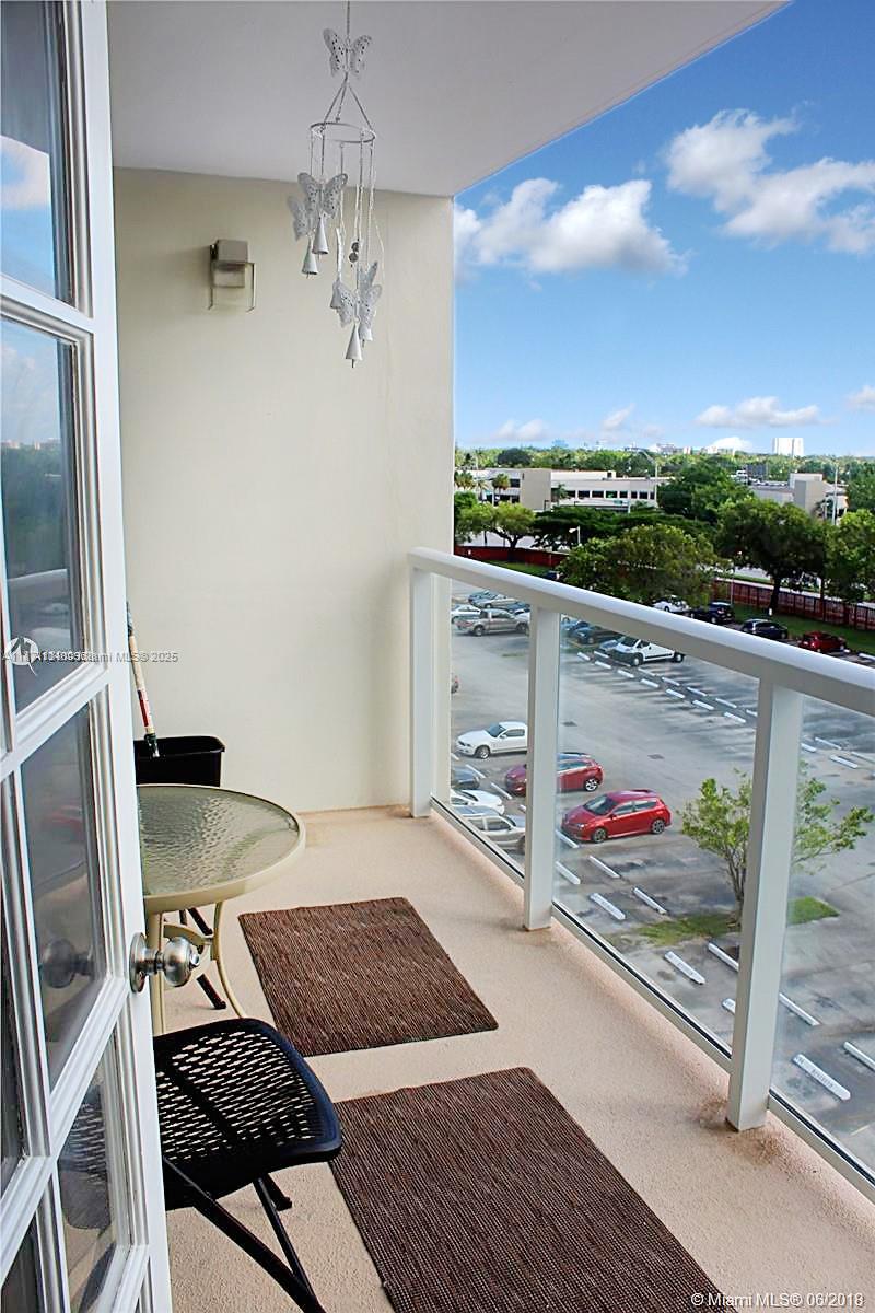 BUCKLEY TOWERS CONDO - EA - Residential