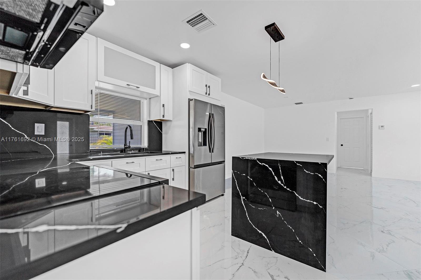 BOULEVARD HEIGHTS SECTION - Residential