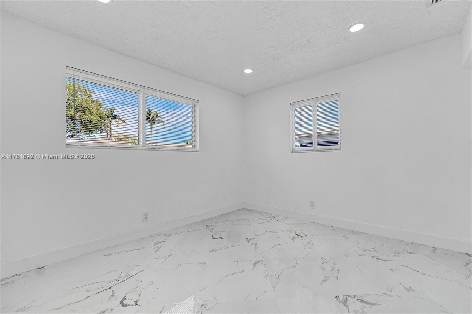 BOULEVARD HEIGHTS SECTION - Residential