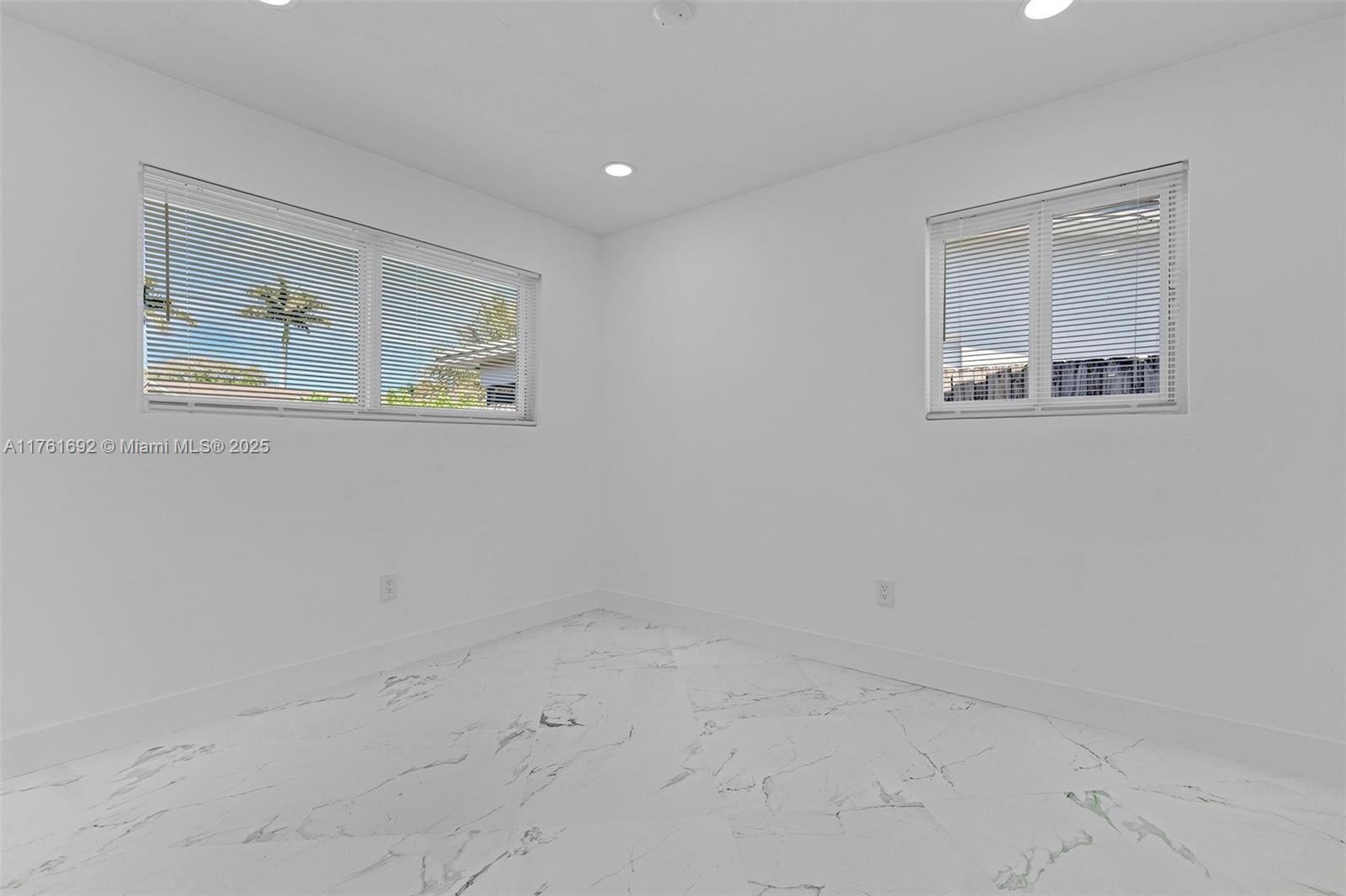 BOULEVARD HEIGHTS SECTION - Residential