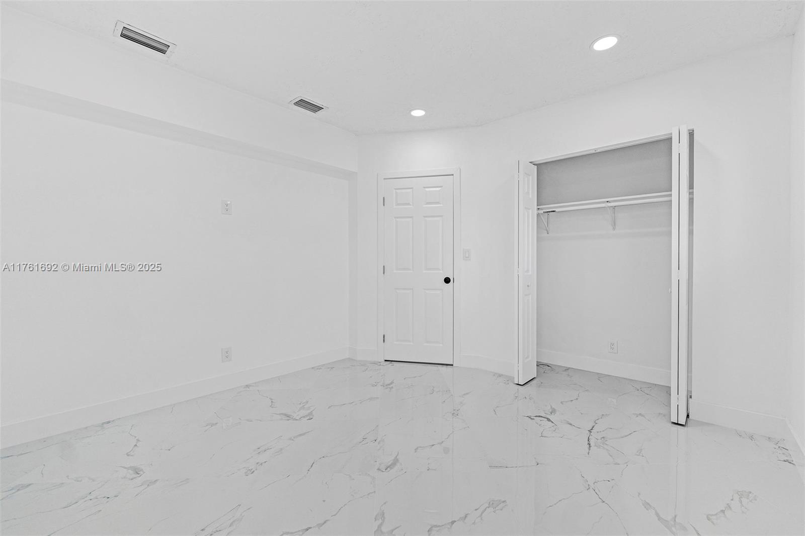 BOULEVARD HEIGHTS SECTION - Residential