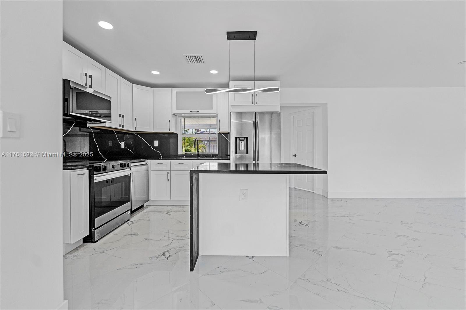 BOULEVARD HEIGHTS SECTION - Residential