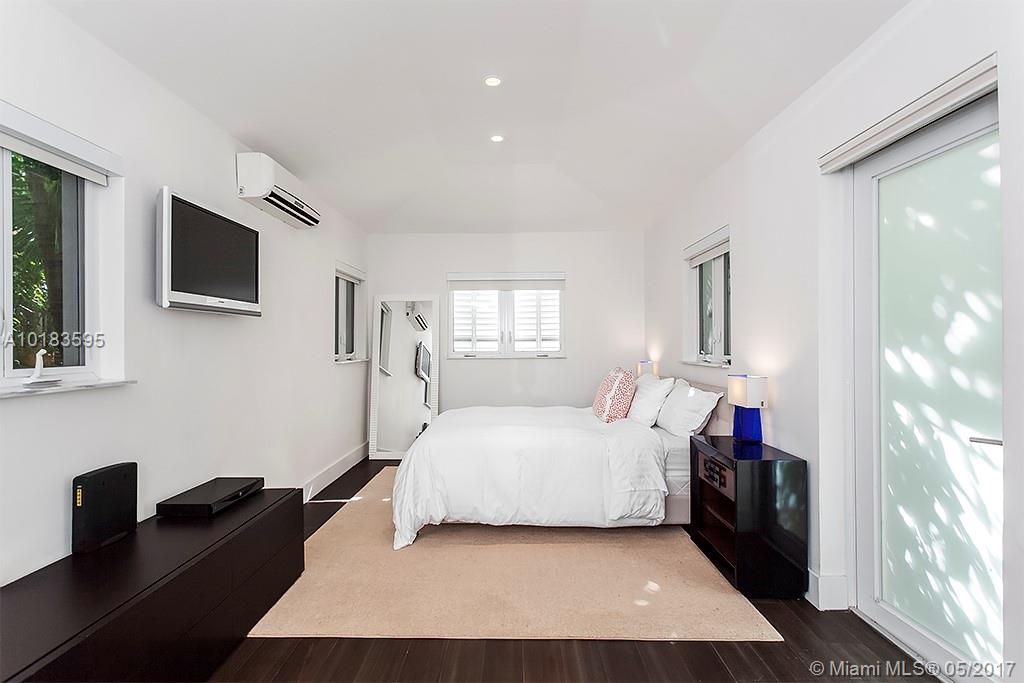 SAN MARINO ISLAND - Residential