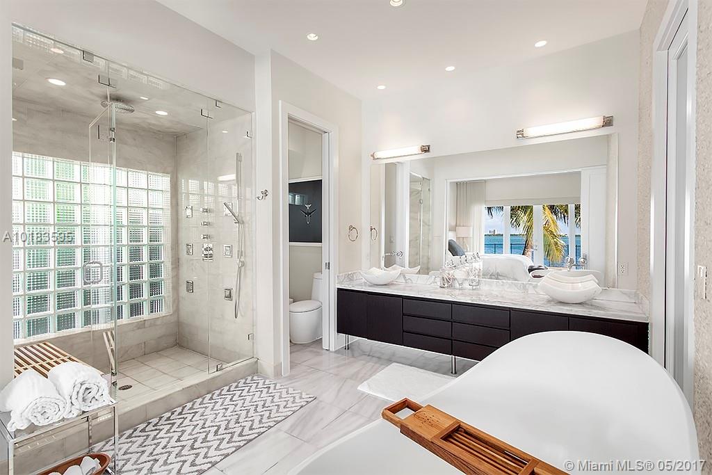 SAN MARINO ISLAND - Residential