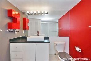 Don't miss this one time opportunity! Beautifully brand new furnished in shades of grey/white, beautiful bamboo floor, fresh paint, Huge living room with forever SE and NE views of ocean/waterway from every window, Eat-in Kitchen, Full-size washer/dryer in the utility room. split bedroom plan full-service building. one assigned space/valet parking. two full-size baths with showers, spacious walk-in closets. Association approval necessary, Pool, spa, tennis, & much more!!
We can Rent for 6 months.
