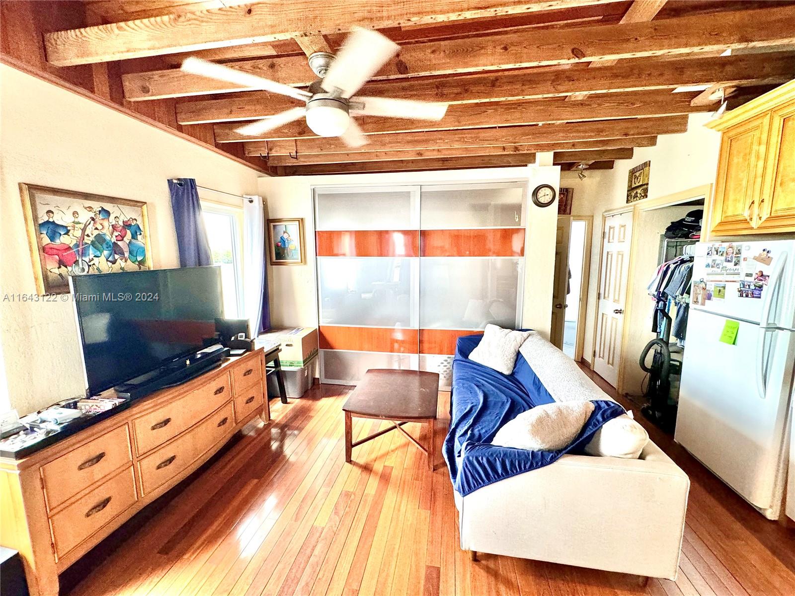 OPTIONAL DOCK - Residential