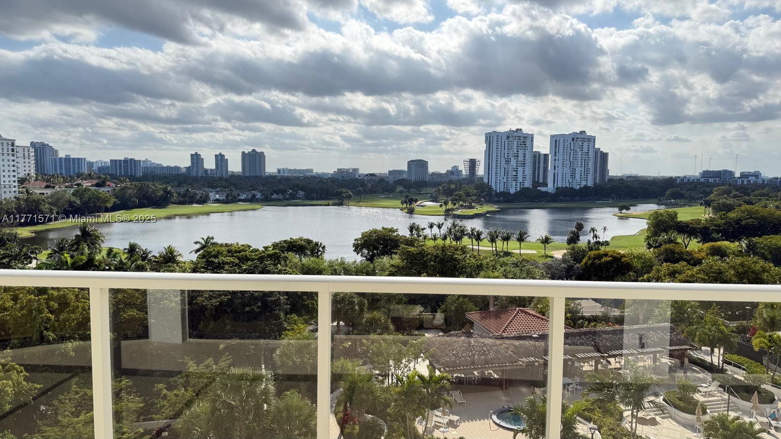 HAMPTONS WEST CONDO - Residential