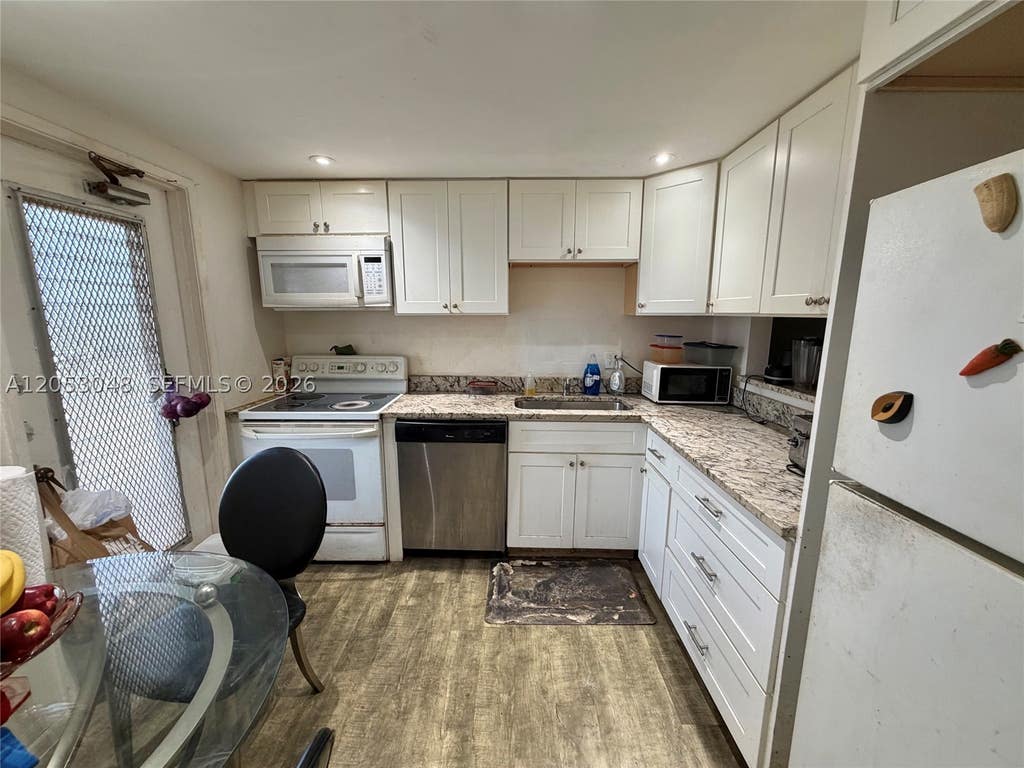 Photo of 4700 Washington St #502, Hollywood, FL 33021 (MLS # A12053048)