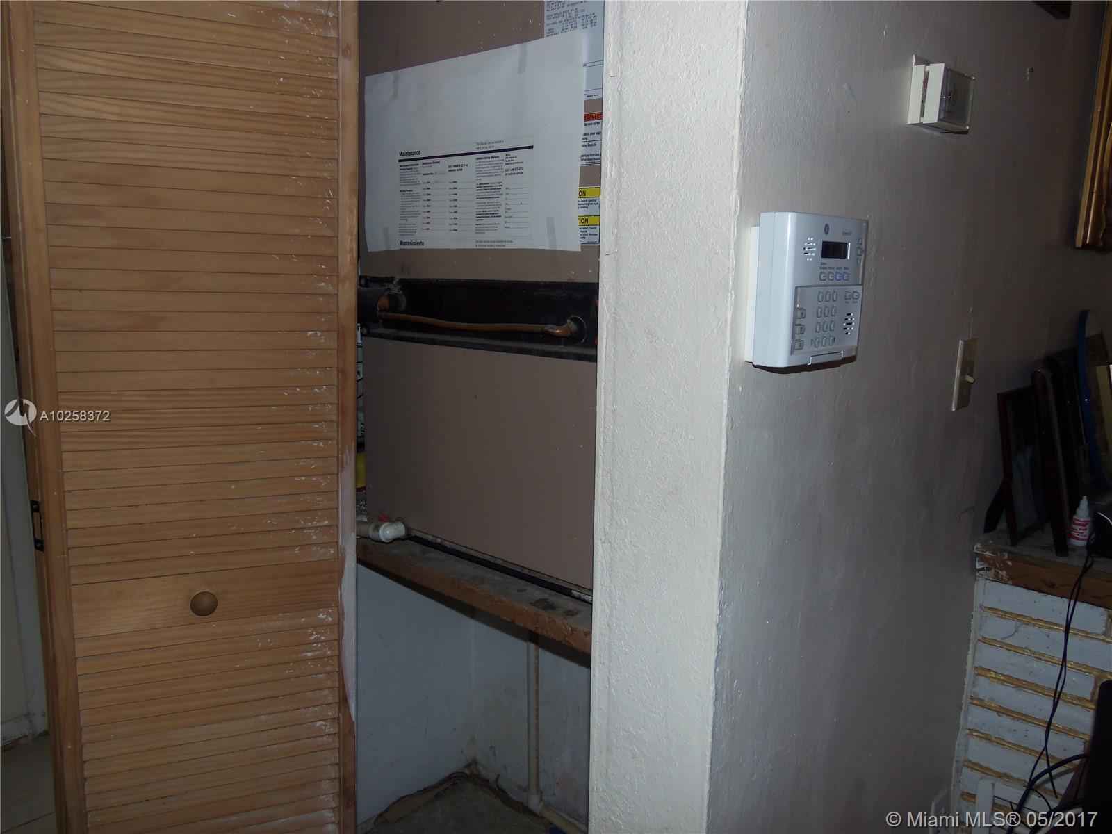 Broward Estates Sec 2 34- - Residential