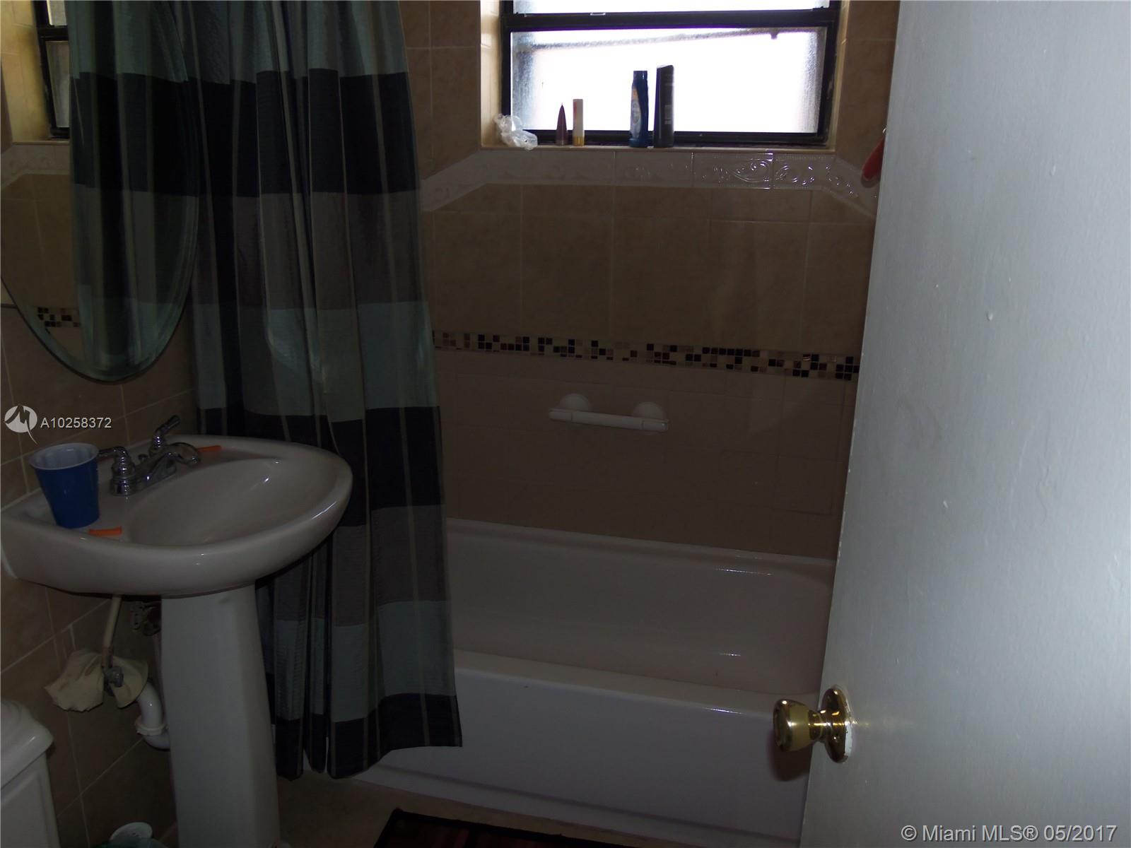 Broward Estates Sec 2 34- - Residential