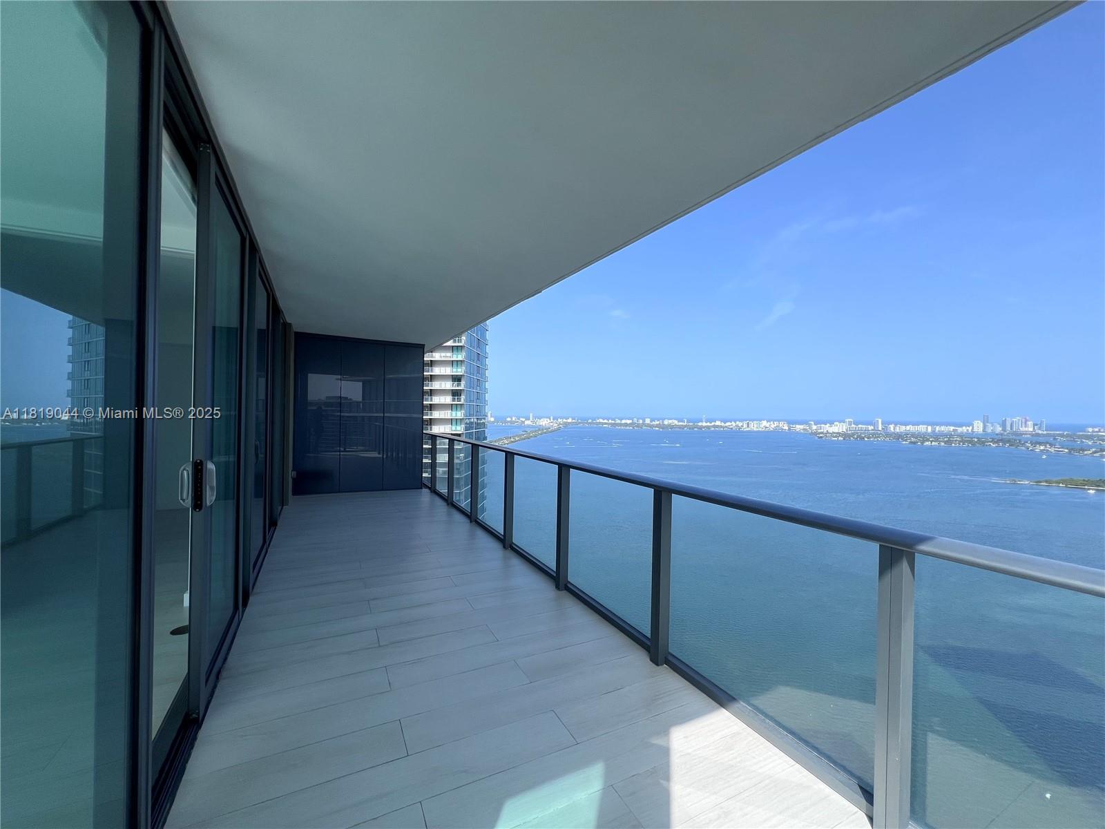 PARAISO BAY CONDO - Residential Lease