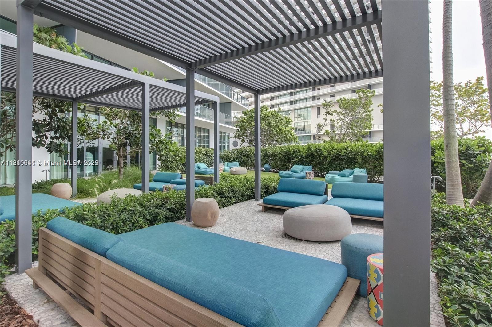PARAISO BAY CONDO - Residential Lease