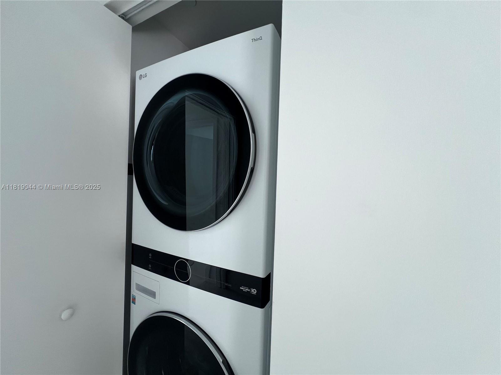 PARAISO BAY CONDO - Residential Lease