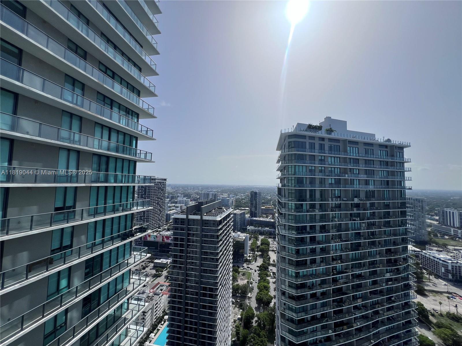 PARAISO BAY CONDO - Residential Lease