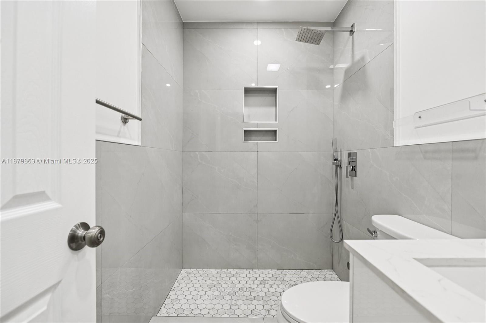 LIME GROVE ESTATES SEC 3 - Residential