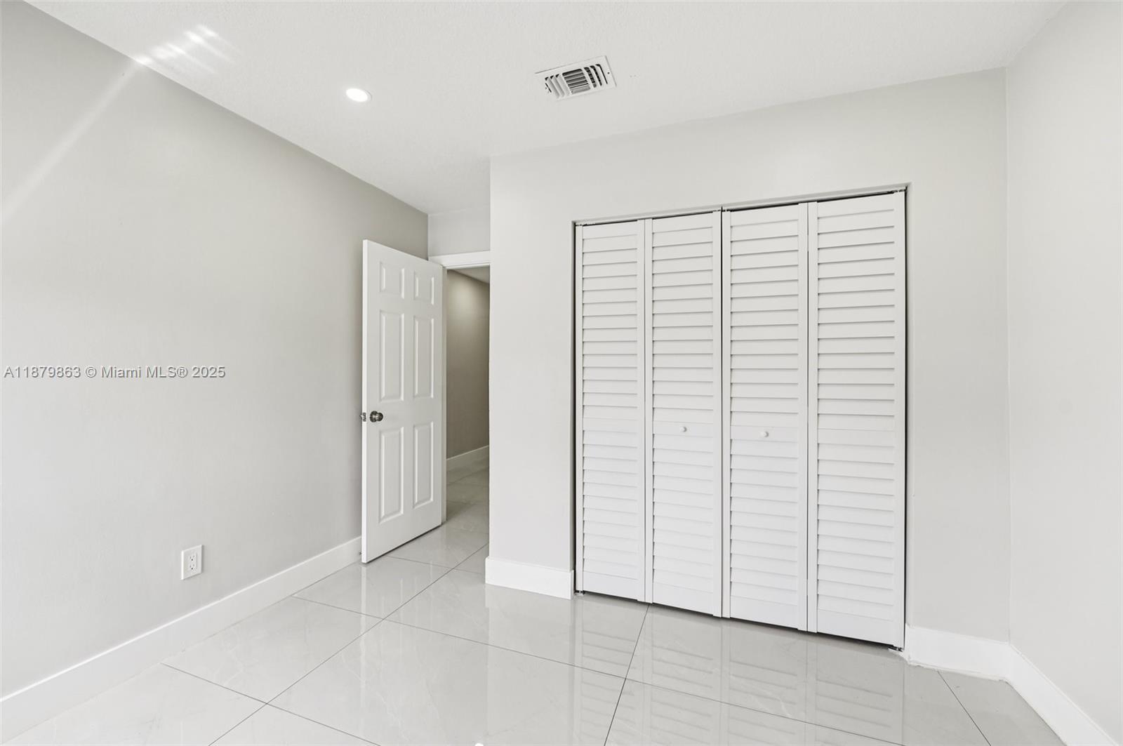 LIME GROVE ESTATES SEC 3 - Residential