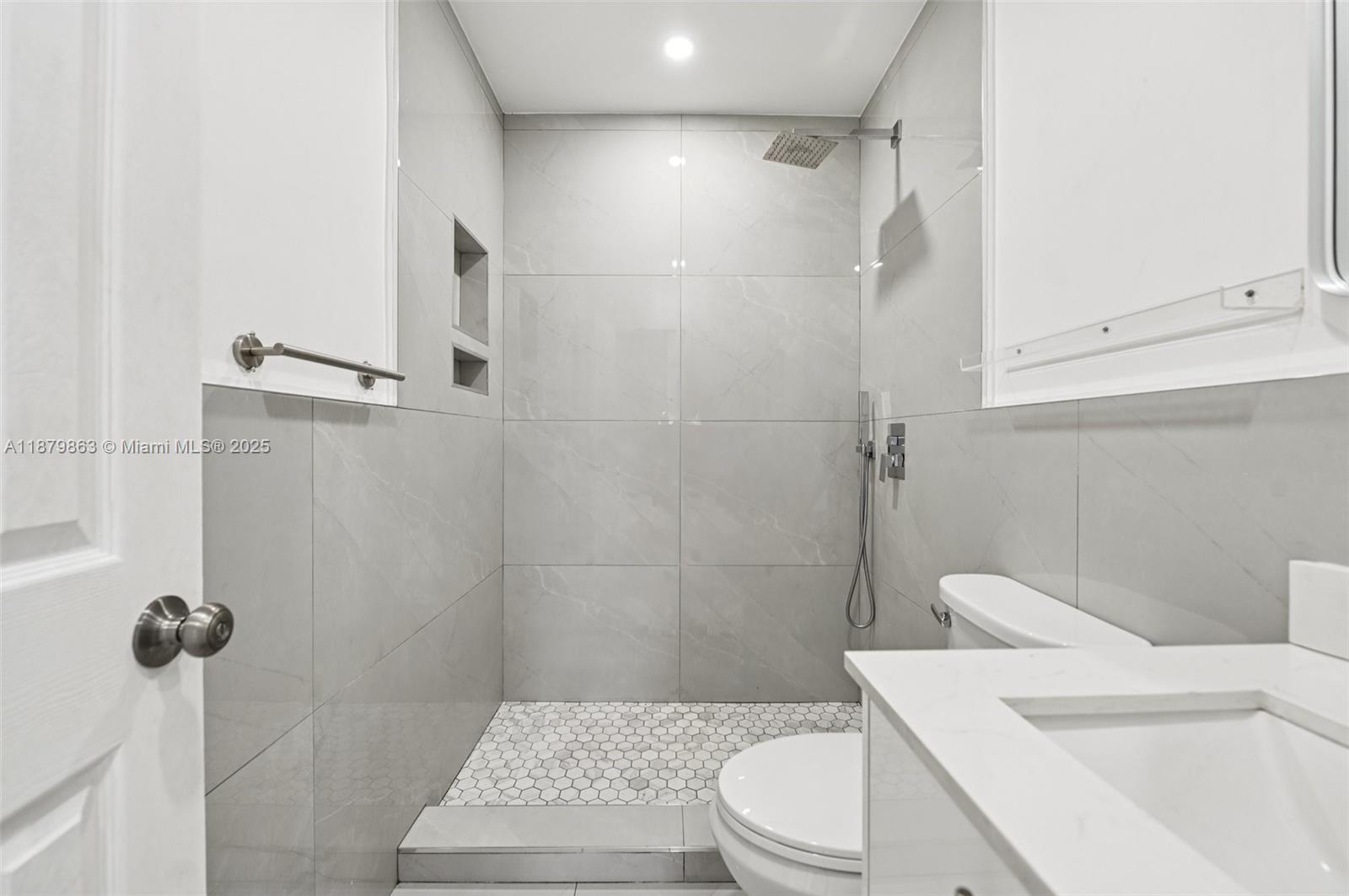 LIME GROVE ESTATES SEC 3 - Residential