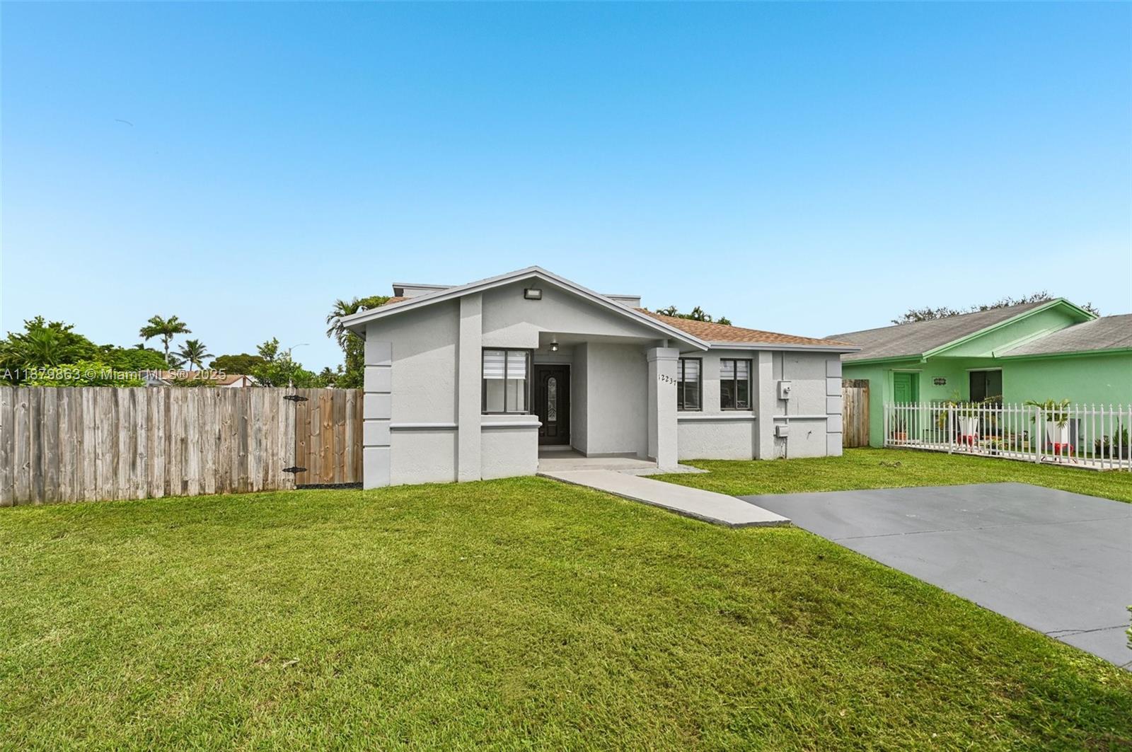 LIME GROVE ESTATES SEC 3 - Residential
