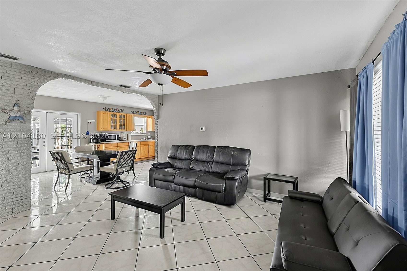 View photos, virtual tours, details... 2440 Largo Dr