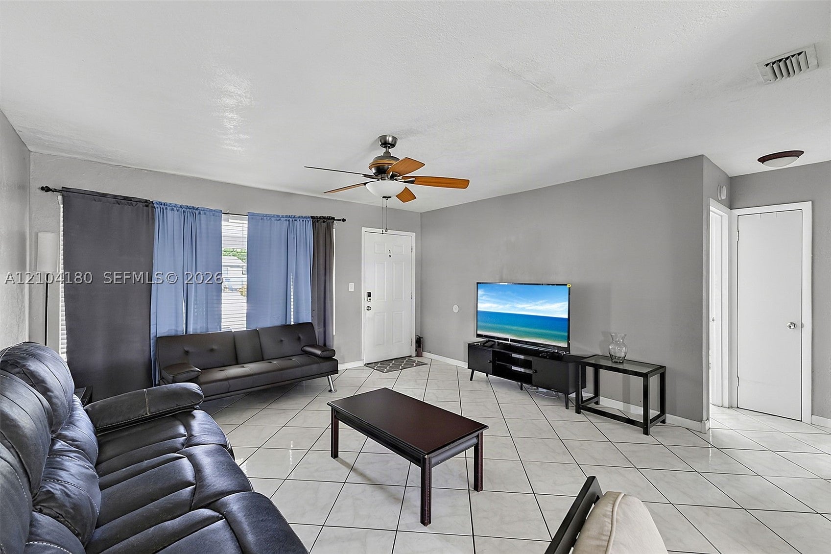 View photos, virtual tours, details... 2440 Largo Dr